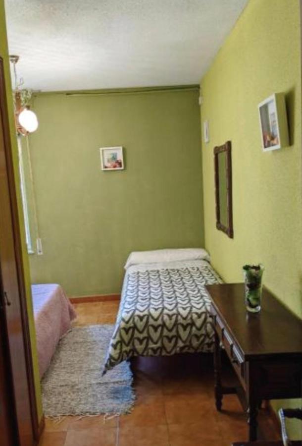 Hostal Casa Chore Hinojosa de Duero Exterior photo