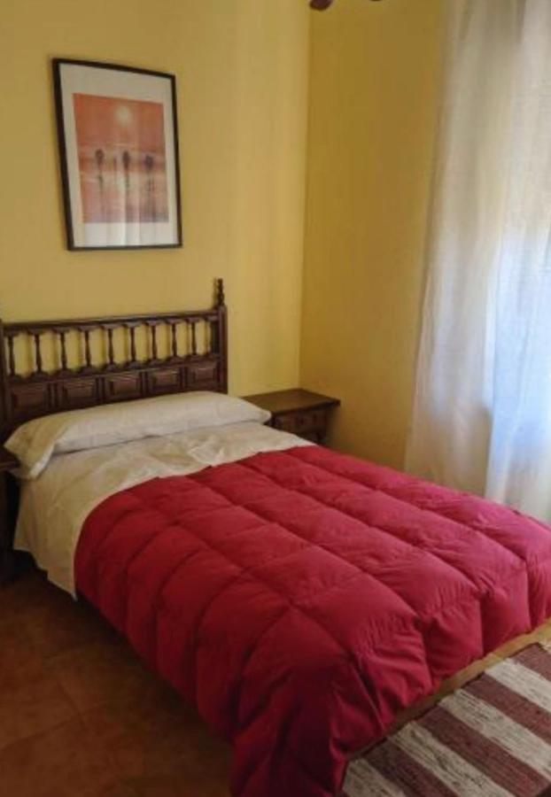Hostal Casa Chore Hinojosa de Duero Exterior photo